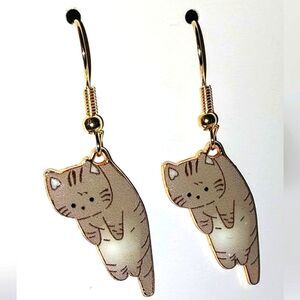 Hand Crafted Super cute cat fashion earrings